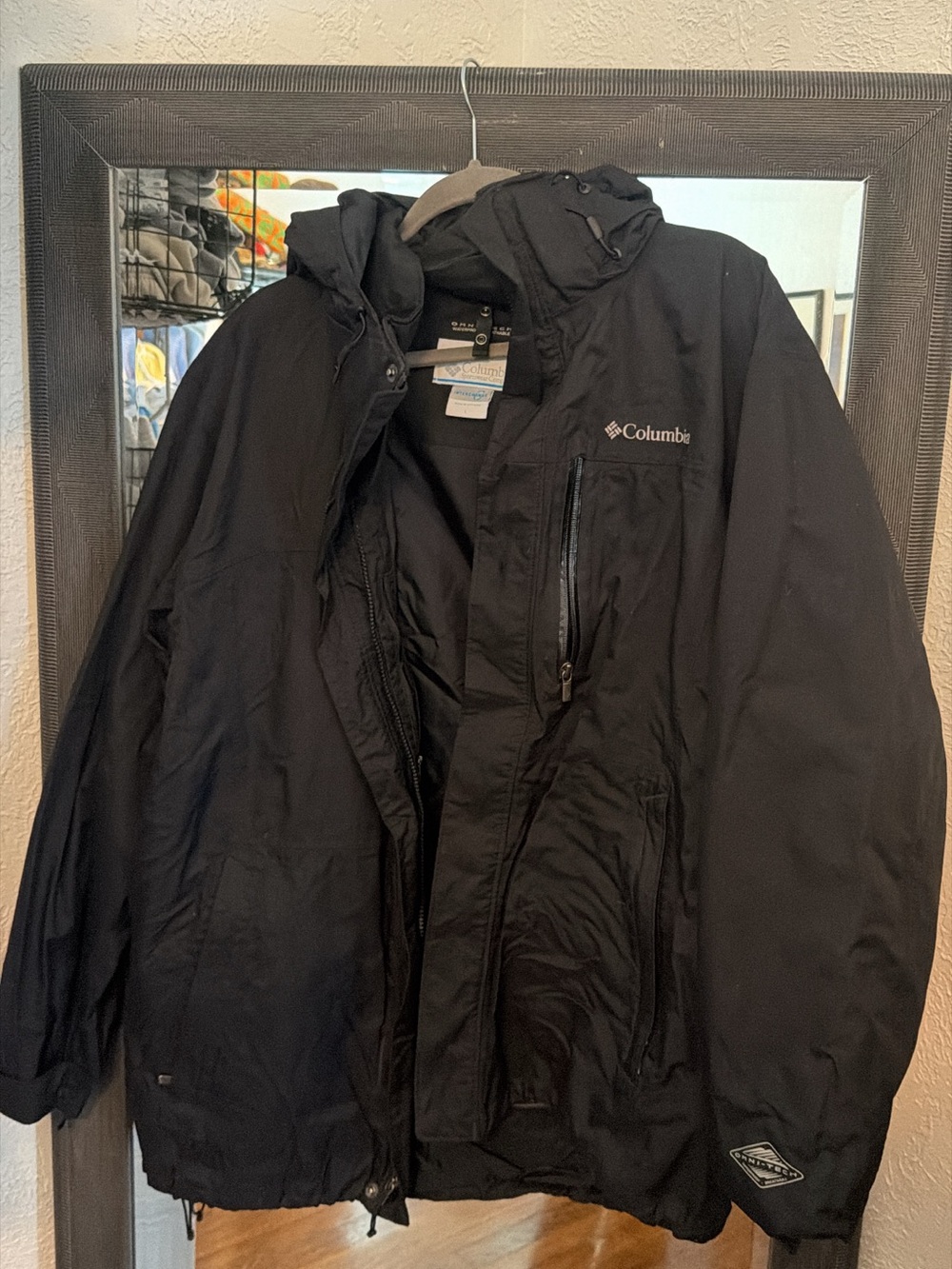 Columbia Men’s Black Waterproof Ski Jacket with Hood